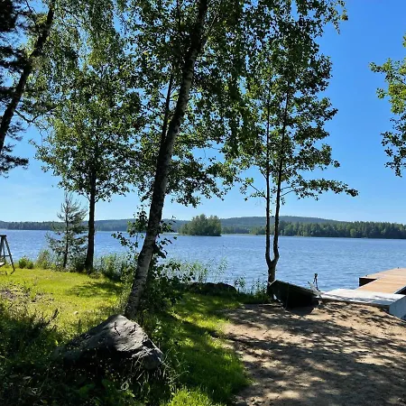 펜션 Saeiloeksen Lomahuvilat *