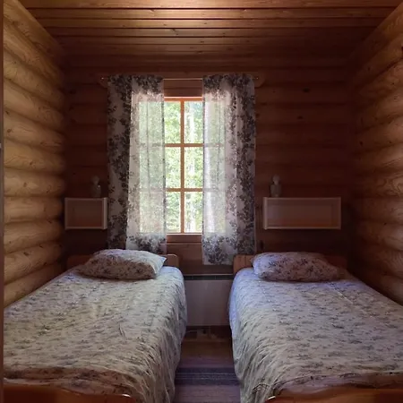 Saeiloeksen Lomahuvilat Holiday home Luhanka