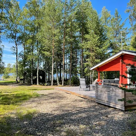 Saeiloeksen Lomahuvilat Holiday home *