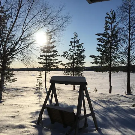Saeiloeksen Lomahuvilat Holiday home *