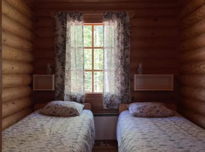 Saeiloeksen Lomahuvilat Casa vacanze Luhanka